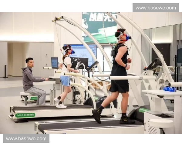 体育科研实验室视角下运动表现提升与科学训练方法研究